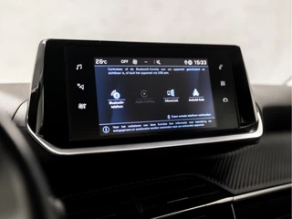 Peugeot 2008 Peugeot 2008 1.2 PureTech Sport (VIRTUAL COCKPIT, APPLE CARPLAY, 360 CAMERA, LEDER, SPORTSTOELEN, CRUISE, LANE ASSIST, NIEUWSTAAT) - afbeelding nr 24