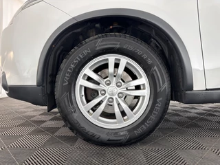 Mitsubishi Outlander Aut. *NAVI-FULLMAP | LEATHER-FABRIC | COMFORT-SEATS | CAMERA | ECC | KEYLESS | SHIFT-PADDLES | TOWBAR | 16