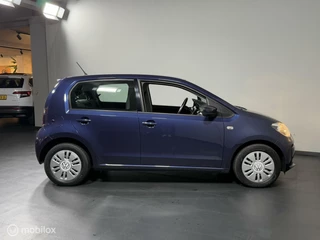 Volkswagen up! Volkswagen Up! 1.0 Move Up! 100% ONDERHOUDEN | AIRCO | NAVI - afbeelding nr 12