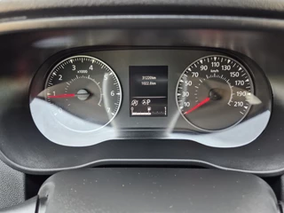 Dacia Duster Dacia DUSTER 1.3 TCe 150 Journey ,airco,parkeersensoren, cruise,rondom camera,trekhaak,navigatie,stoelverwarming, - afbeelding nr 22