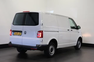 Volkswagen Transporter Volkswagen Transporter 2.0 TDI 150PK Automaat EURO 6 Export - Airco - Cruise - PDC - € 10.950,- Ex. BTW - afbeelding nr 2