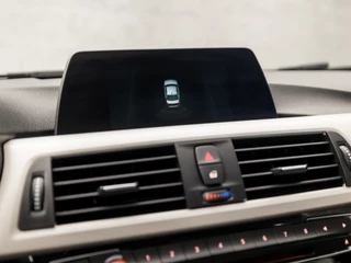 BMW 3 Serie BMW 3 Serie 318i Executive Sportline Automaat (NAVIGATIE, DEALER ONDERHOUDEN, CLIMATE, PARKEERSENSOREN, SPORTSTOELEN, LED KOPLAMPEN, CRUISE, NIEUWE APK, NIEUWSTAAT) - afbeelding nr 23