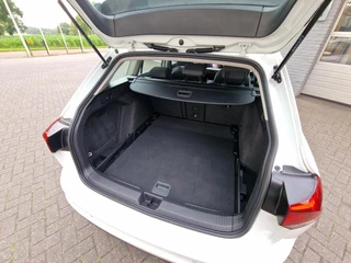 Volkswagen Golf Volkswagen Golf Variant 1.0 eTSI Life|Digi-dash|110PK|DSG|Automaat|Adaptiefcruise|Carplay| - afbeelding nr 8