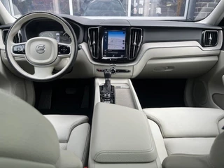Volvo XC60 Volvo XC60 2.0 D4 AWD INSCRIPTION - PANO - 20 INCH - afbeelding nr 4
