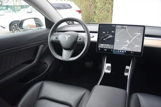 Tesla Model 3 - afbeelding nr 9