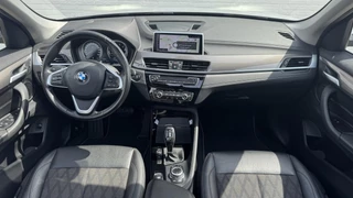 BMW X1 BMW X1 SDrive18i High Executive Trekhaak Navigatie Led verlichting Clima Cruise Panorama - afbeelding nr 3