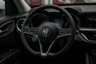 Alfa Romeo Stelvio Alfa Romeo Stelvio 2.0 Turbo Super Q4 4 nieuwe banden - afbeelding nr 10