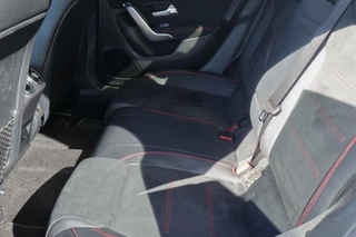 Mercedes-Benz CLA Mercedes CLA-klasse 250 e AMG Line PANORAMDAK SFEERVERLICHTING MEMORY STOELEN NIGHT - afbeelding nr 32