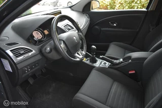 Renault Mégane Estate Renault Megane Estate 1.2 TCe Limited 2016|Clima|Cruise|Navi - afbeelding nr 11