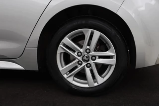 Toyota Corolla Toyota Corolla 1.8 Hybrid Business | Carplay | Camera |  Adaptive cruise | Full LED | DAB | Climate control | Bluetooth - afbeelding nr 25