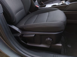 Ford Kuga 2.5 PHEV Automaat Titanium | Navi | Apple Carplay+Android Auto | Clima | Cruise | Head-Up | Led Koplampen | Keyless Entry | Pdc V+A+Camera | Rijstrook+Licht+Regensensor | Mistlampen | 17''lm - afbeelding nr 33
