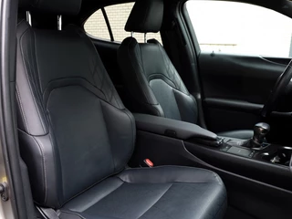 Lexus UX Lexus UX 250h Luxury Line | Leder | Head-up | Dodehoek - afbeelding nr 12