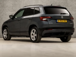 Škoda Karoq 150Pk Automaat (APPLE CARPLAY, GROOT NAVI, CAMERA, TREKHAAK, SPORTSTOELEN, GETINT GLAS, PARKEERSENSOREN, CRUISE, NIEUWSTAAT) - afbeelding nr 3