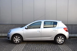 Dacia Sandero Dacia Sandero 0.9 TCe Lauréate | Navigatie | Trekhaak | Airco | - afbeelding nr 4