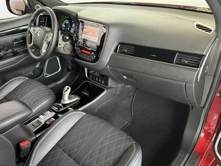 Mitsubishi Outlander Mitsubishi Outlander 2.4 PHEV S-Edition - afbeelding nr 8