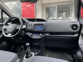 Toyota Yaris Toyota Yaris 1.5 VVT-i Dynamic | Stoelverwarming | Bluetooth | Elektr. Inkl. - afbeelding nr 18