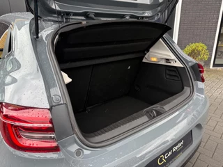Renault Clio Renault Clio 100 TCe Intens, Stoel- en stuurverwarming, Parkeercamera, Apple CarPlay, Trekhaak, Parkeersensoren v/a - afbeelding nr 8