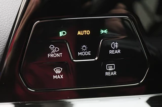 Volkswagen Golf Virtual Cockpit, Head-Up, IQ-Light, ACC, Apple Carplay, Sfeerverlichting, 17'' - afbeelding nr 38