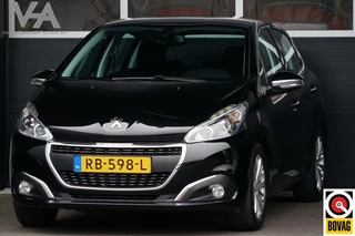 Peugeot 208 Peugeot 208 1.2 PureTech Blue Lease Executive, CarPlay, PDC - afbeelding nr 1