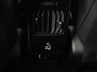 Jeep Compass Jeep Compass 4xe 240 Plug-in Hybride Electric S | Leder | Stoel & stuurverwarming | Camera | Adaptive cruise | Carplay | Navigatie - afbeelding nr 30