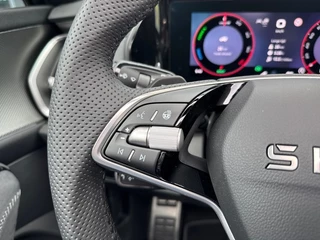 Škoda Kodiaq Škoda Kodiaq 1.5 TSI E-HYBRID SPORTLINE PANO-DAK/TREKHAAK/CAMERA/MEMORY/NAVI - afbeelding nr 15