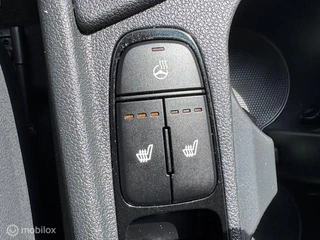 Kia Niro Kia Niro 1.6 GDi PHEV DynamicLine  / Plug-inn Hybride / volledig elektrisch rijden 65 km hierna Hybride aandrijving , Navi / Camera achter / Parkeerhulp rondom / Stoel & stuur verwarming /  fab garantie 7 jaar / 150.000km - afbeelding nr 31