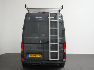 Volkswagen Crafter Volkswagen Crafter 30 2.0 TDI L3H3 Highline Trekhaak Apple Carplay Navigatie Cruise Control Camera MF Stuurwiel imperiaal + Trap - afbeelding nr 13
