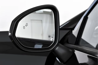Lynk & Co 01 | 360 Camera | 7.4 kWh Boordlader | S/K-panodak | Adapt. Cruise | Memory | Elek. klep | LM 20