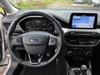 Ford Focus Ford Focus 1.0 EcoBoost, 1e Eig! Carplay! Trekhaak! Zondag OPEN! - afbeelding nr 2