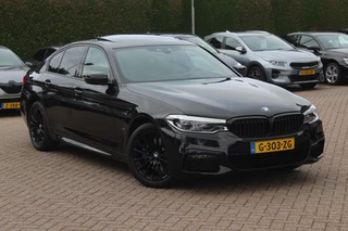 BMW 5 Serie BMW 5 Serie 530e iPerformance eDrive Ed. M Sport / Schuifdak / Camera / Leder / Head-up / 18'' / Virtual Cockpit / Stoelverwarming / DAB / Cruise Control - afbeelding nr 34
