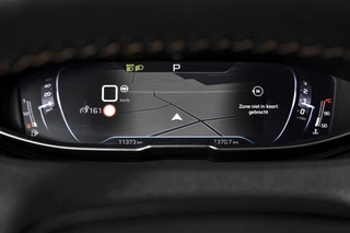 Peugeot 5008 | Dig. Cockpit | Adapt. Cruise | Stoelverw. | PDC | Camera | NAV + App. Connect | ECC | Elek. Klep | LM 19