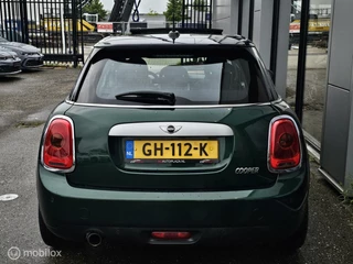 MINI Cooper Mini Mini 1.5 Cooper Serious Business Panorama/Navigatie/PDC - afbeelding nr 12