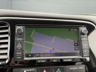 Mitsubishi Outlander Mitsubishi Outlander 2.0 PHEV Business Edition 2e Eigenaar,Navi,Clima,Cruise,Camera,Trekhaak,Dealer Onderhouden,N.A.P,Nieuwe APK Bij Aflevering - afbeelding nr 11