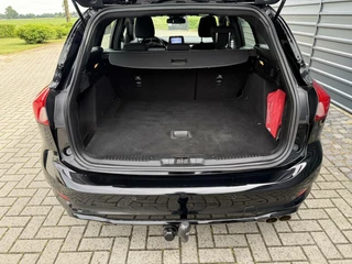 Ford Focus Ford Focus Wagon 1.5 EcoBoost ST Line Automaat Carplay Trekhaak - afbeelding nr 11