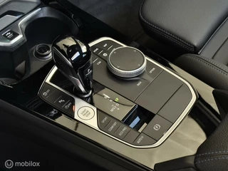 BMW 1 Serie BMW 1-serie M135i xDrive |Pano |HUD |H&K |Sfeer |Stuurverw. - afbeelding nr 30