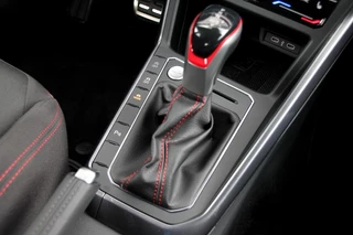 Volkswagen Polo Volkswagen Polo 2.0 TSI GTI - 207 pk **Beats / IQ Light / Carplay - afbeelding nr 28