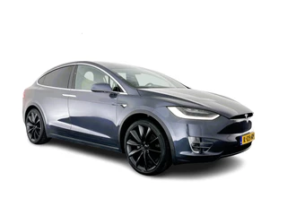 Tesla Model X - 406190599-0