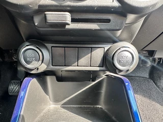 Suzuki Ignis Suzuki Ignis 1.2 Smart Hybrid Comfort Dealer onderhouden '' Airco - Trekhaak - Allseasonbanden '' - afbeelding nr 22