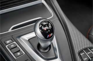 BMW M2 BMW M2 2-serie Coupé DCT Competition 411PK Shadow Schuifdak Leer 19