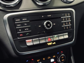 Mercedes-Benz GLA Mercedes-Benz GLA 180 AMG Line | Panorama | NAP | BTW - afbeelding nr 21