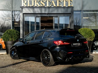 BMW 1 Serie BMW 1-serie M135i xDrive High Executive|PANO|MAXTON|19'' - afbeelding nr 8