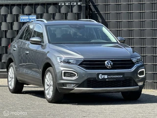 Volkswagen T-Roc Volkswagen T-Roc 1.5 TSI Style + APPLE CARPLAY - afbeelding nr 2