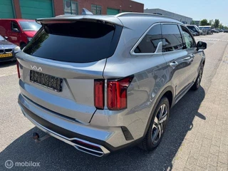 Kia Sorento Kia Sorento 1.6T 267pk PHEV 4WD Automaat ExlusiveLine 7pers.Panorama dak  , Trekhaak afneembaar , 55 km volledig elektrisch rijden , hierna hybride aandrijving  ,  Stoel & Stuur Verwarming, Autonoom parkeren , 3600o camera , Keyless - afbeelding nr 5