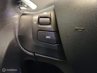 Peugeot 2008 Peugeot 2008 Blue Lion 110PK NAV|Cruise C|Bluetooth|DAB - afbeelding nr 14