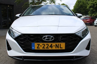 Hyundai i20 Hyundai i20 1.0 T-GDI Premium Cam/Clima/Carplay/Navi/Led/Winter. 