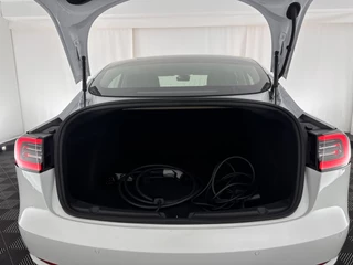 Tesla Model 3 (INCL-BTW) Aut. *PANO | AUTO-PILOT | NAPPA-LEATHER | KEYLESS | FULL-LED | MEMORY-PACK | SURROUND-VIEW | DAB | CARPLAY | DIGI-COCKPIT | LANE-ASSIST | COMFORT-SEATS | 18