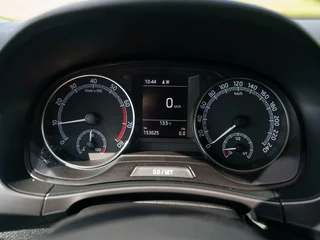 Škoda Fabia Skoda Fabia Combi 1.0 TSI 95pk Business Edition | Navigatie | LMV | Privacy glass | Stoelverwarming - afbeelding nr 32