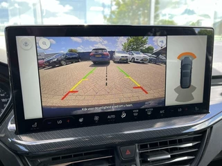 Ford Focus Ford Focus 1.0 EcoBoost Hybrid ST Line 125PK Winterpack Cruise Navi Camera SYNC4 Climate Privacy Glass Parkeersensoren *Sportief* - afbeelding nr 5
