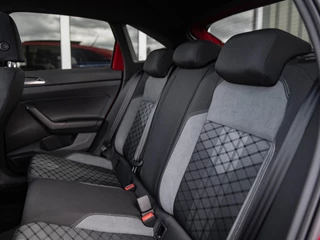 Volkswagen Taigo Volkswagen Taigo 1.5TSi DSG R-Line Black Style | Matrix LED | Pano schuifdak | Keyless entry & start | Camera | Sperdiff. | TravelAssistPack | Adaptive Cruise Control | Drive Mode select | Trekhaak afn.kogel | Nw.pr. € 45.768,- - afbeelding nr 5