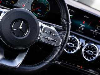 Mercedes-Benz A-Klasse Mercedes A-klasse A250e AMG|PANO|18''|CARPLAY|PLUG-IN|SFEERV - afbeelding nr 31